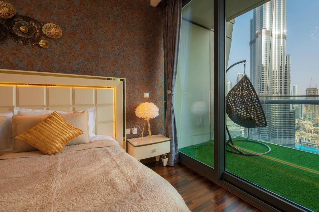 First Class 3Br With Full Burj Khalifa And Fountain View Dubai Exterior foto
